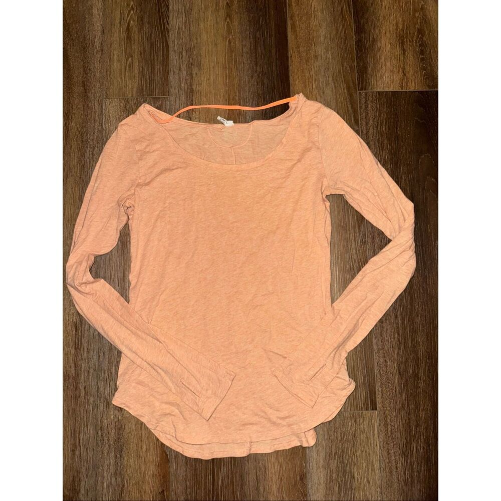 Under Armour Women's Peach Horizon Orange UA Vanish Seamless Spacedye XS Shirt